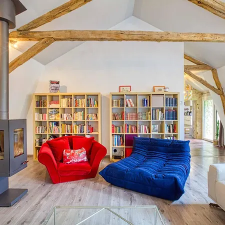 Сasa de vacaciones De Bervic Avec Piscine