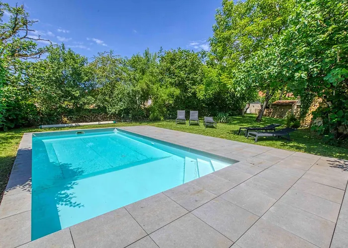 Σπίτι διακοπών De Bervic Avec Piscine